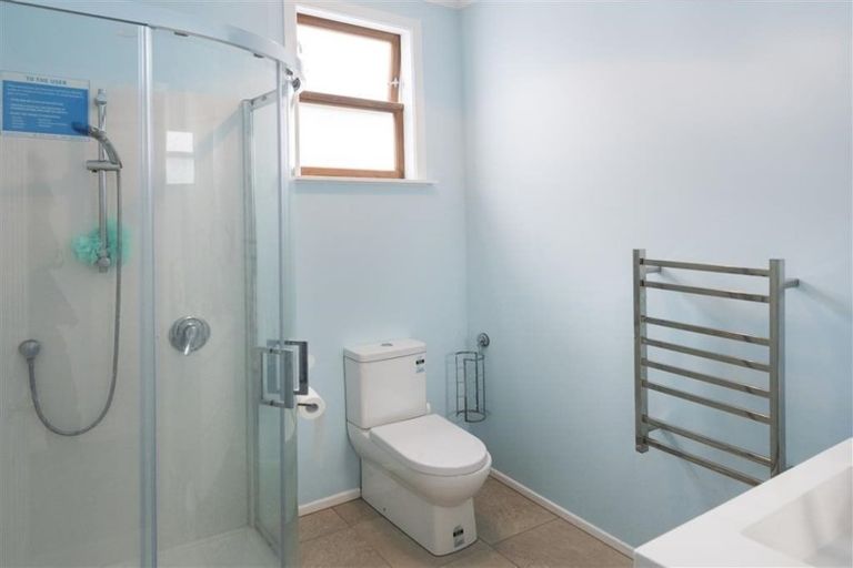 Photo of property in 2 Samoa Street, Kilbirnie, Wellington, 6022