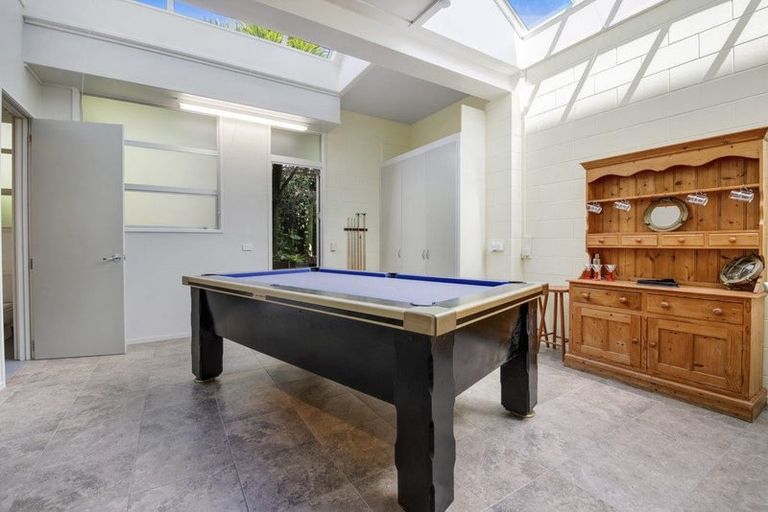 Photo of property in 859 Whangaparaoa Road, Manly, Whangaparaoa, 0930