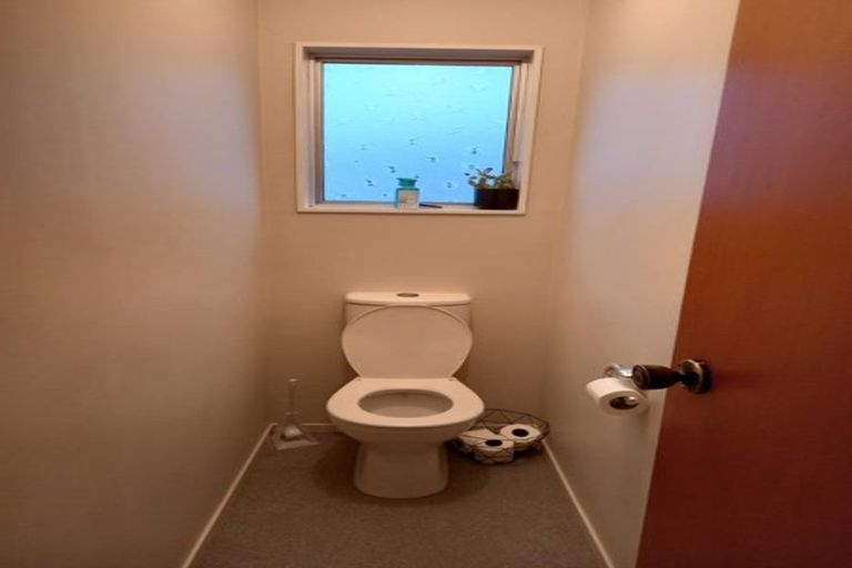 Photo of property in 10 Grange Place, Milson, Palmerston North, 4414