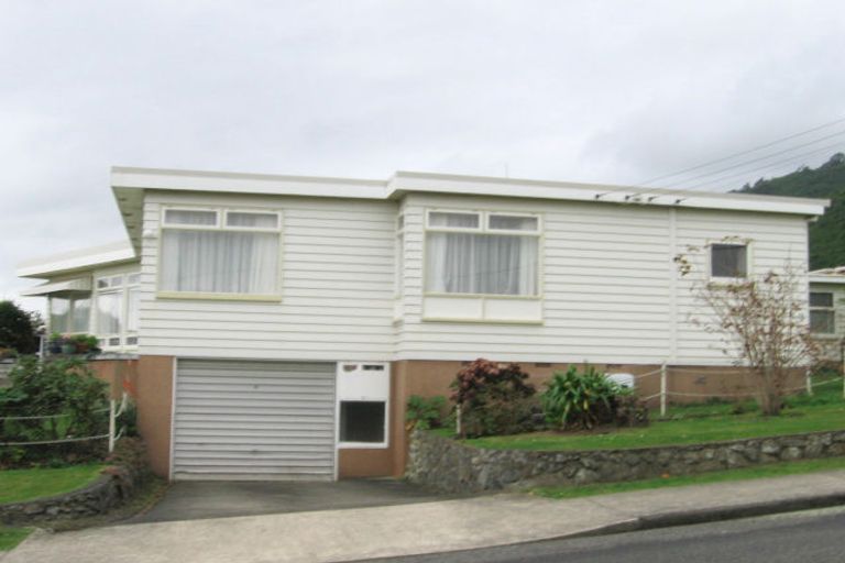 Photo of property in 23 Kereru Street, Waikanae, 5036