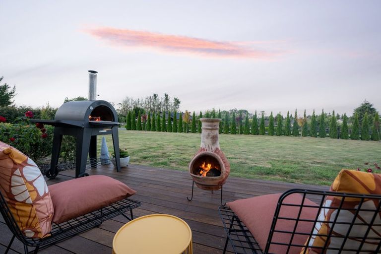 Photo of property in 15b Lowe Road, Rukuhia, Hamilton, 3282