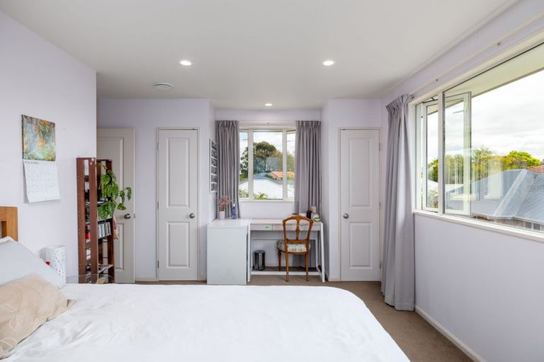 Photo of property in 8 Napoleon Close, Harewood, Christchurch, 8051