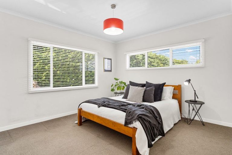 Photo of property in 57 Oxford Street, Martinborough, 5711