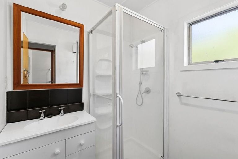 Photo of property in 198 Lakeview Terrace, Lake Hawea, Wanaka, 9382