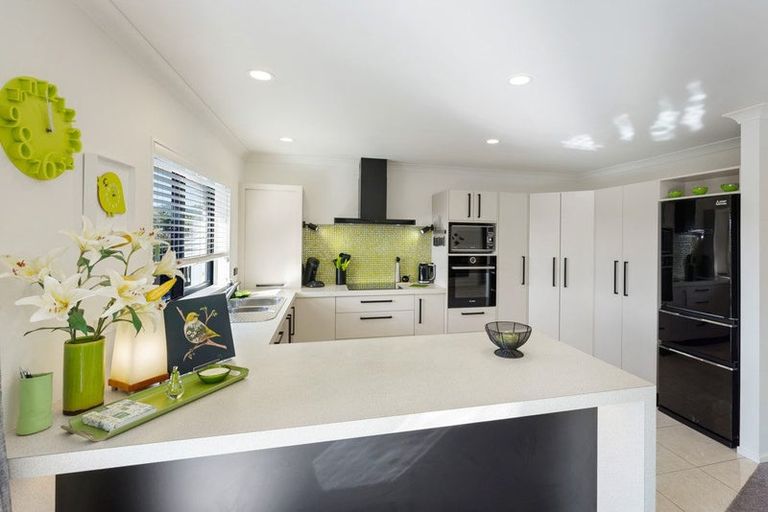 Photo of property in 29 Manhattan Court, Paraparaumu Beach, Paraparaumu, 5032