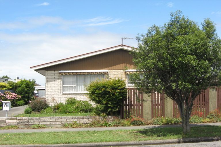Photo of property in 2/20 Staffa Street, Woolston, Christchurch, 8062