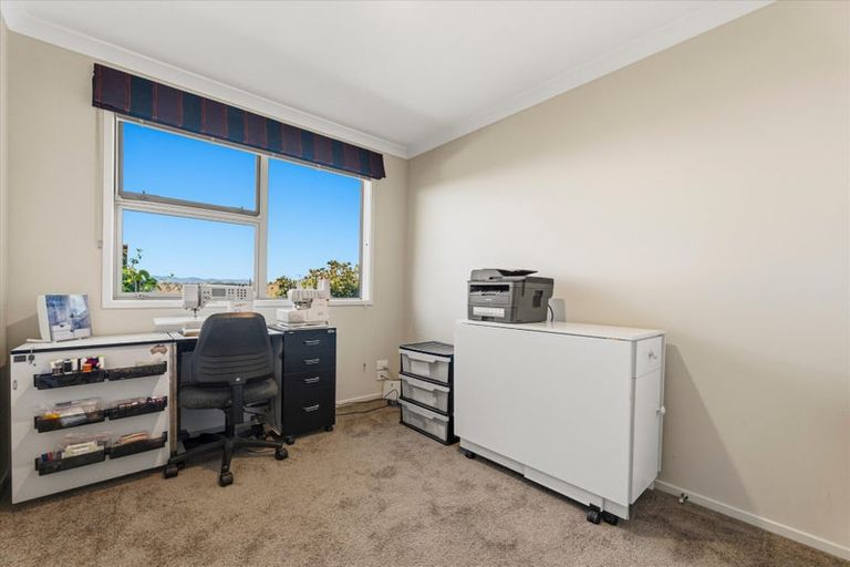 Photo of property in 16 Vantage Place, Omokoroa, 3114