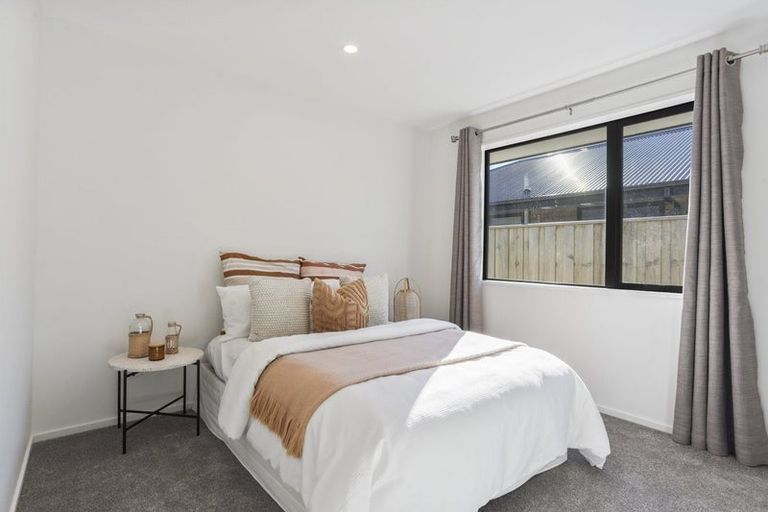 Photo of property in 21 Herridge Street, Woodend, 7610