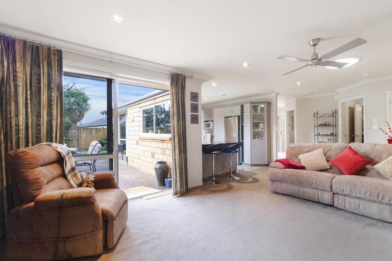 Photo of property in 15 Burr Street, Cambridge, 3434