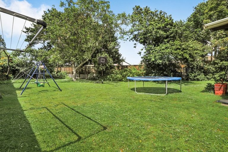 Photo of property in 28 Mcshane Street, Pukekohe, 2120