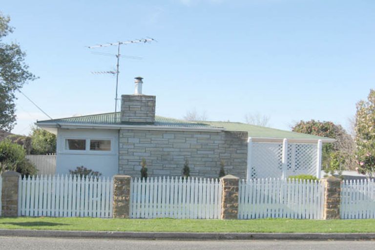 Photo of property in 61 East Street, Greytown, 5712