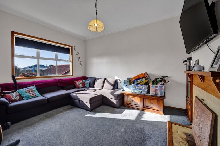 Photo of property in 13 Campbell Street, Hawera, 4610