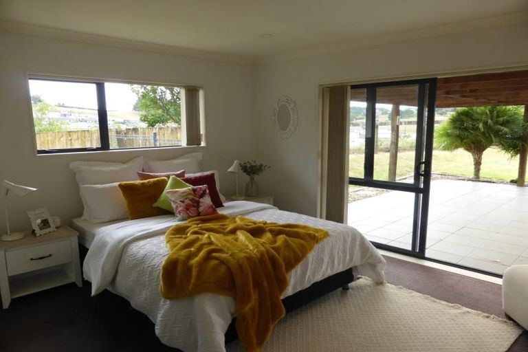 Photo of property in 45 Ridge View Crescent, Pukekohe, 2120