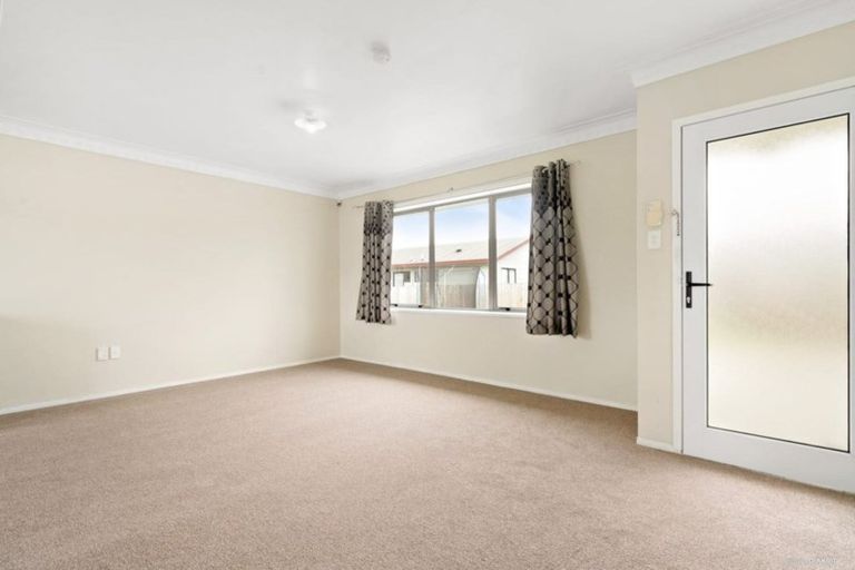 Photo of property in 3/4 Fleming Street, Manurewa East, Auckland, 2102