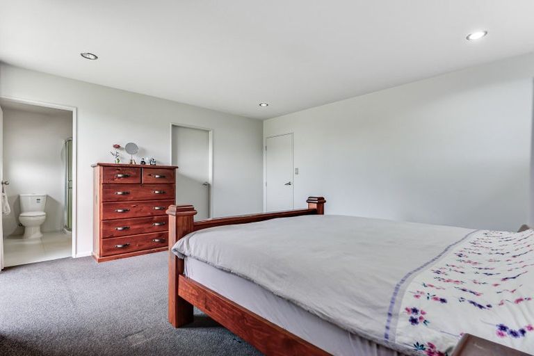 Photo of property in 29 Piwakawaka Court, Rototuna North, Hamilton, 3210