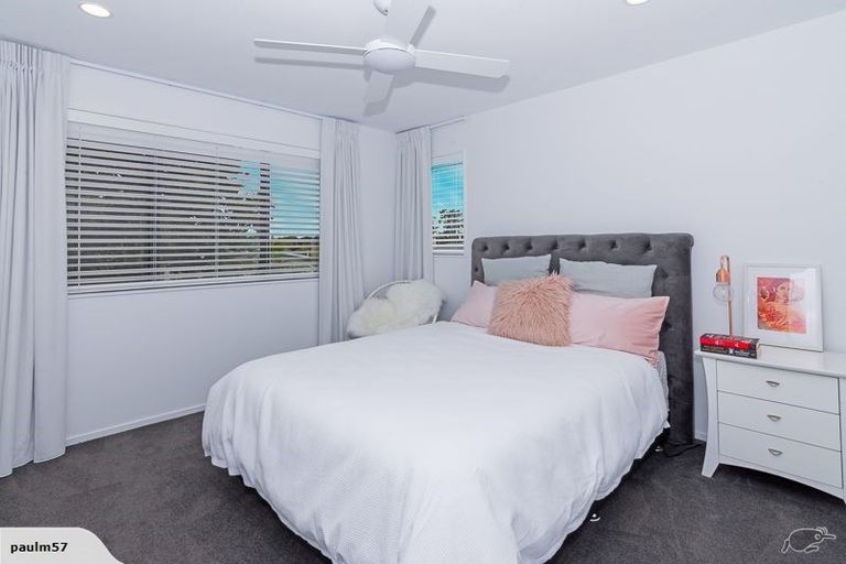 Photo of property in 19 Pine Harbour Parade, Beachlands, Auckland, 2018