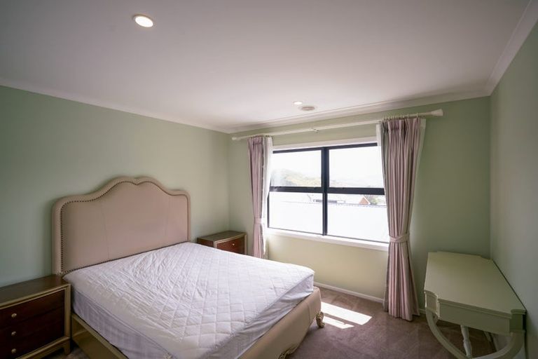 Photo of property in 18 Prestbury Grove, Churton Park, Wellington, 6037