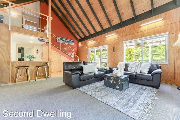 Photo of property in 298 Mangaone Road, Reikorangi, Waikanae, 5391