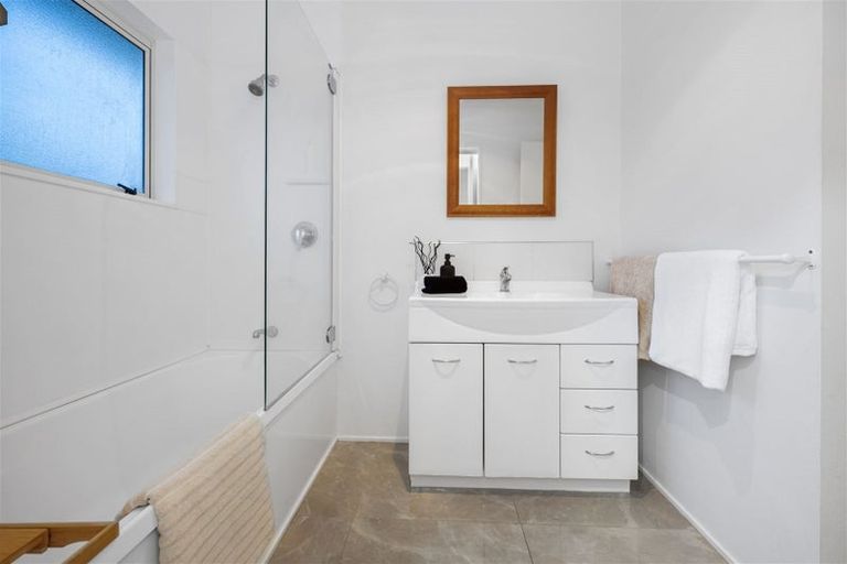 Photo of property in 8 Moreland Avenue, Pukete, Hamilton, 3200