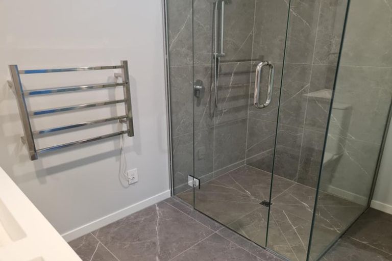 Photo of property in 12 Topsail Way, Whitby, Porirua, 5024