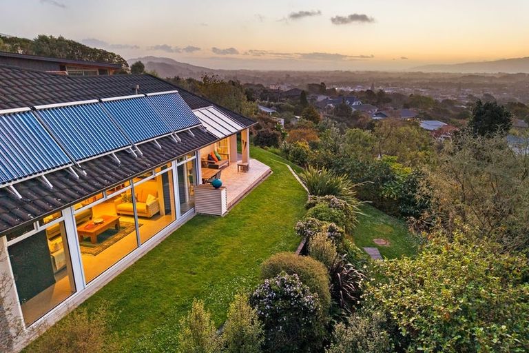 Photo of property in 35b Kotare Street, Waikanae, 5036