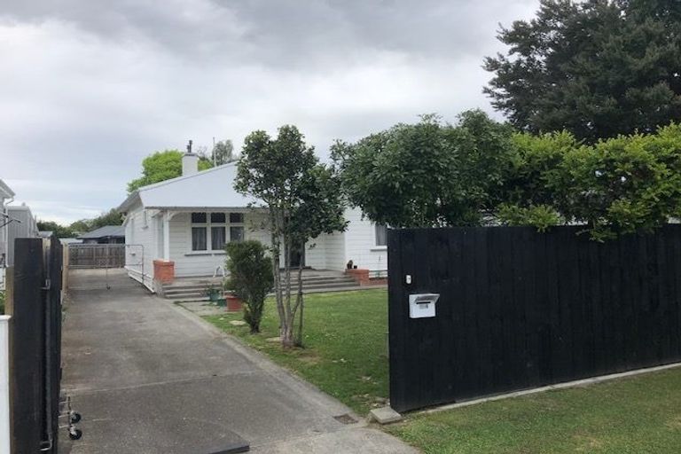 Photo of property in 404 Lascelles Street, Saint Leonards, Hastings, 4120