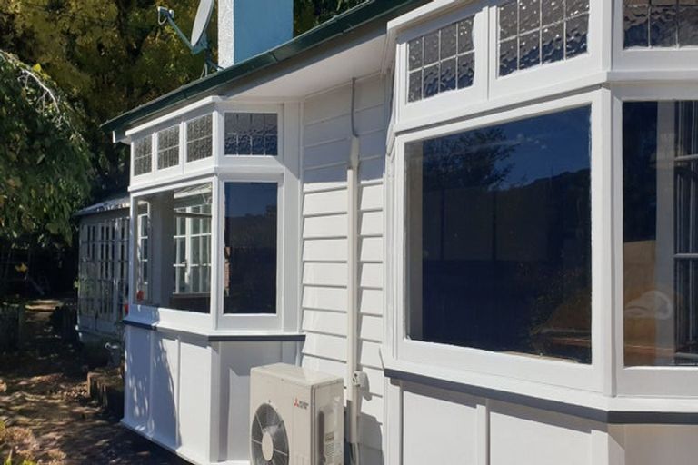 Photo of property in 716 Main Road North, Te Marua, Upper Hutt, 5018