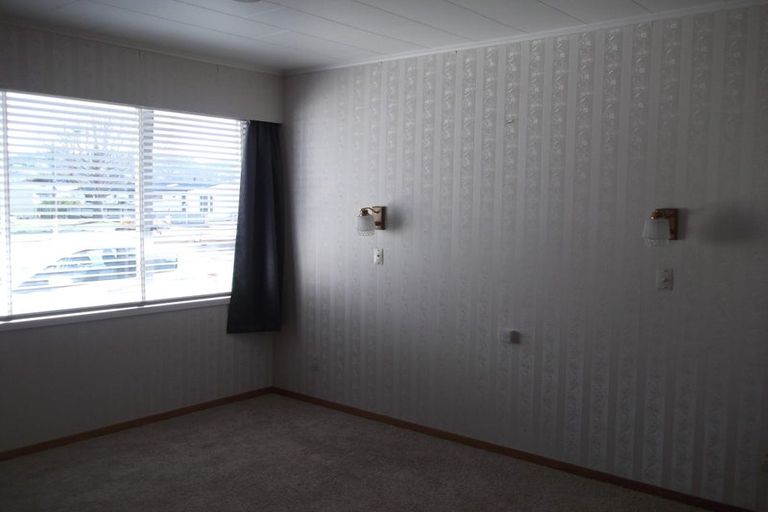 Photo of property in 4 Heaphy Street, Taradale, Napier, 4112