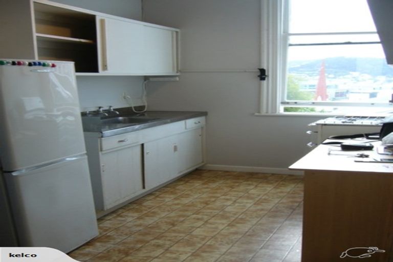 Photo of property in 26 Macdonald Crescent, Te Aro, Wellington, 6011