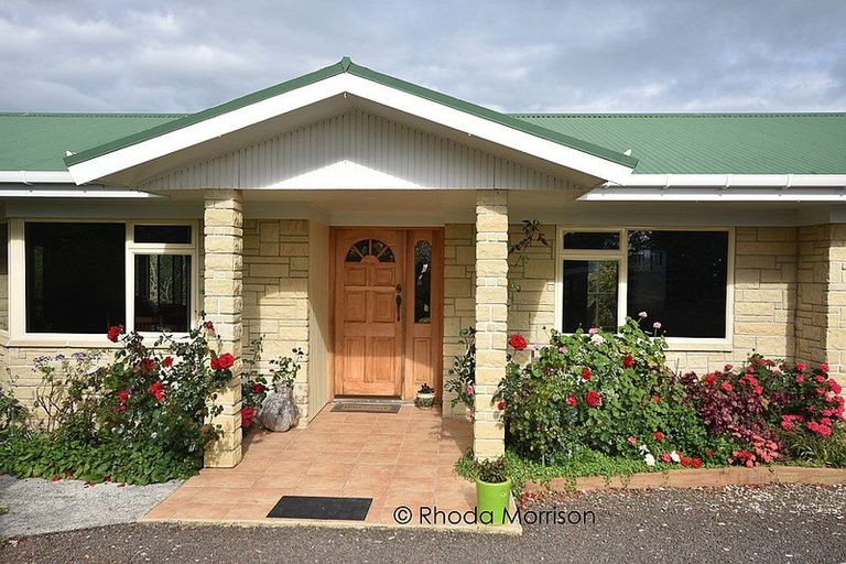 Photo of property in 229 Pahi Road, Pahi, Paparoa, 0571