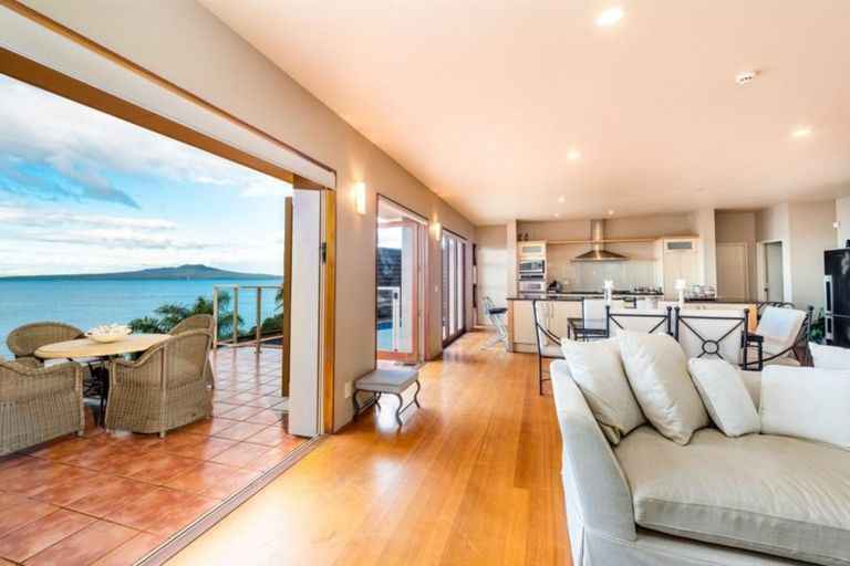 Photo of property in 7 Kitchener Road, Takapuna, Auckland, 0622