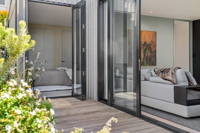 Photo of property in 61b Castor Bay Road, Castor Bay, Auckland, 0620