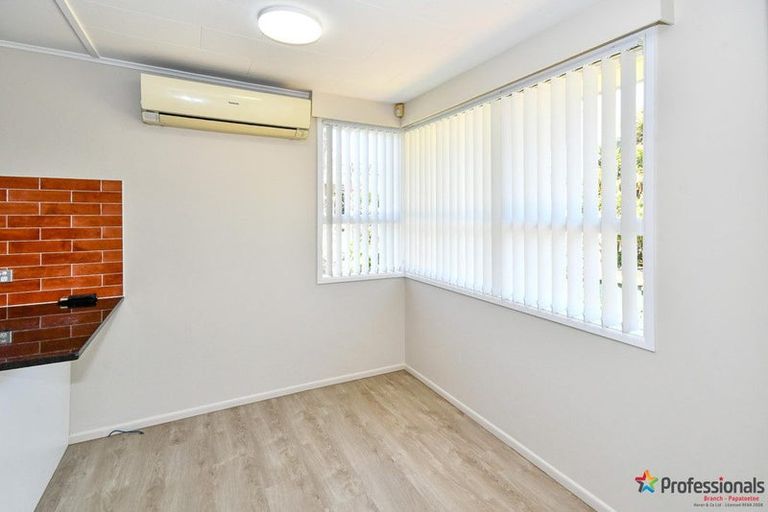 Photo of property in 11 Gardiner Grove, Mangere East, Auckland, 2024