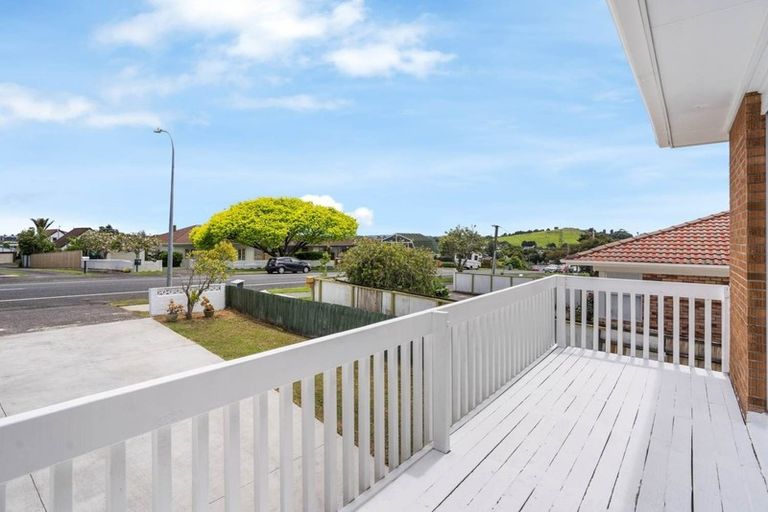 Photo of property in 15 Cherry Road, Bucklands Beach, Auckland, 2014