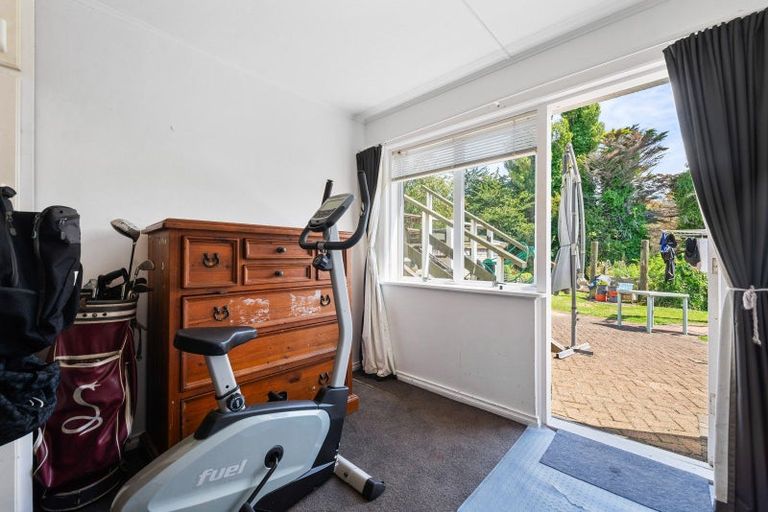 Photo of property in 126 Koutu Road, Kawaha Point, Rotorua, 3010