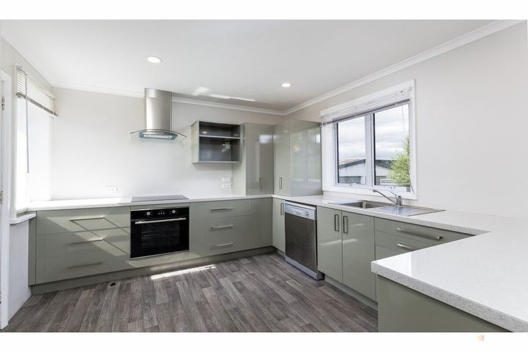 Photo of property in 39 Rhodes Street, Waimate, 7924