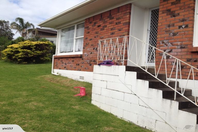 Photo of property in 2/18 Anne Road, Hillcrest, Auckland, 0627