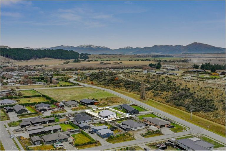 Photo of property in Luggate Park, 3 Cooper Crescent, Luggate, Cromwell, 9383