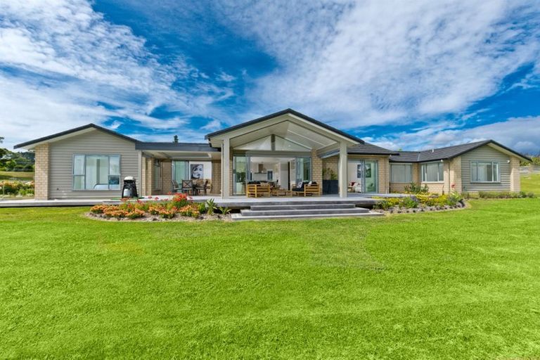 Photo of property in 1162 Weranui Road, Wainui, Silverdale, 0994