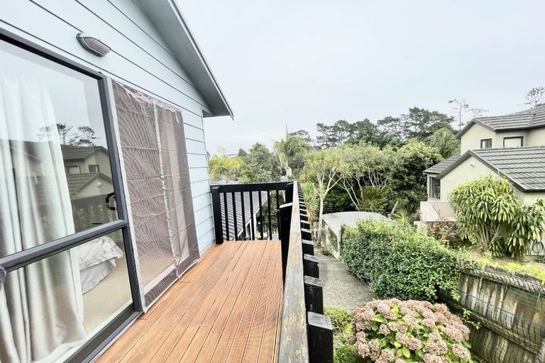 Photo of property in 17 Blethyn Place, Te Atatu South, Auckland, 0610