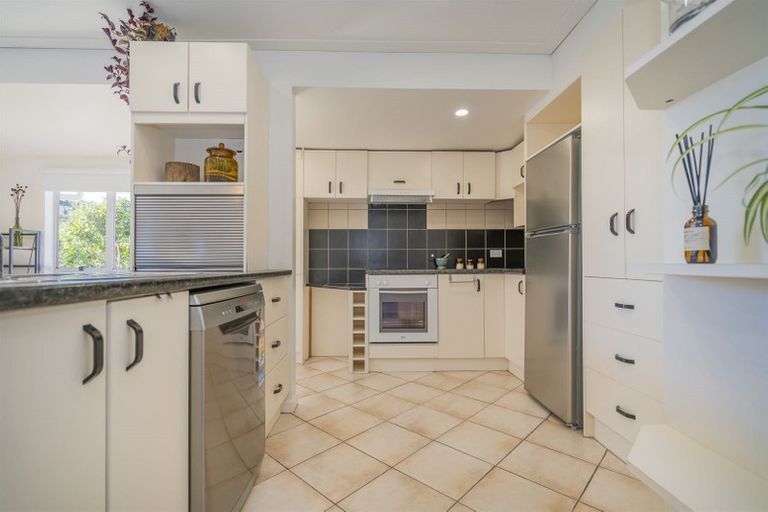 Photo of property in 13 Windsor Drive, Tairua, 3508