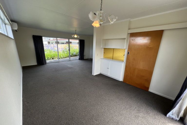 Photo of property in 57 Lockhart Avenue, Milson, Palmerston North, 4414