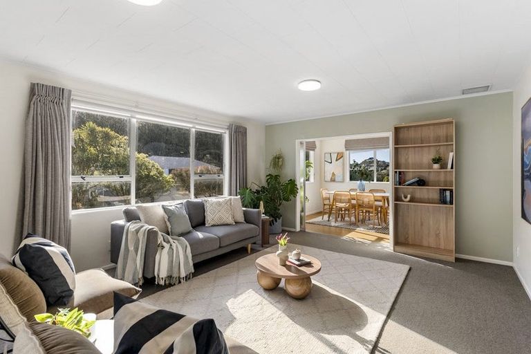 Photo of property in 193 Broderick Road, Johnsonville, Wellington, 6037