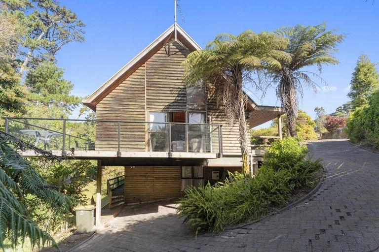 Photo of property in 20 Montressor Place, Howick, Auckland, 2014