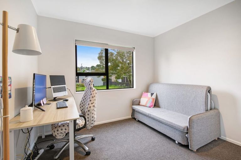 Photo of property in 43 Langton Road, Stanmore Bay, Whangaparaoa, 0932