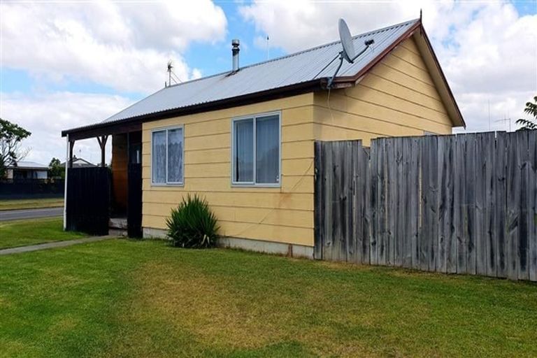 Photo of property in 1 Clement Place, Greenmeadows, Napier, 4112