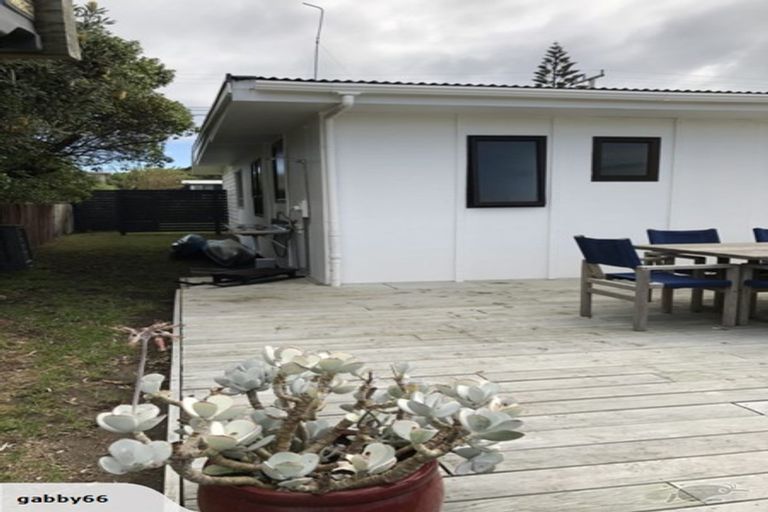 Photo of property in 29 Hunia Terrace, Himatangi Beach, Foxton, 4891