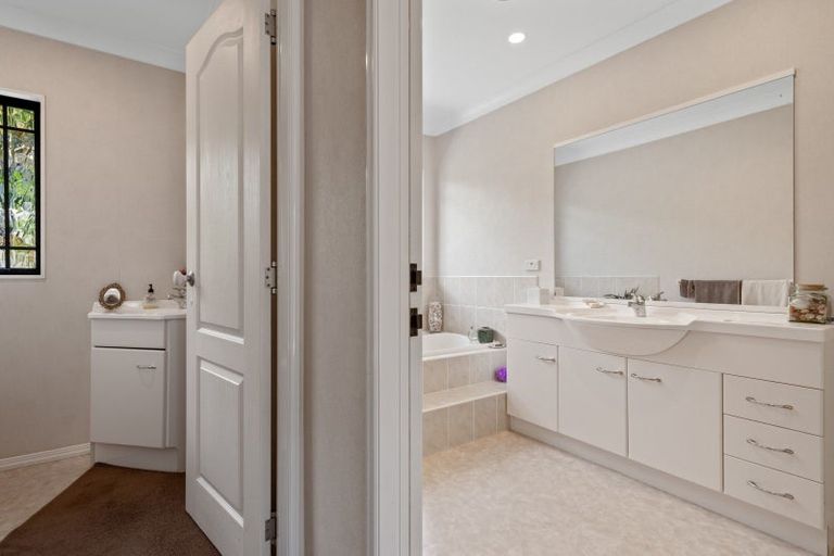 Photo of property in 95 Waikite Road, Welcome Bay, Tauranga, 3175