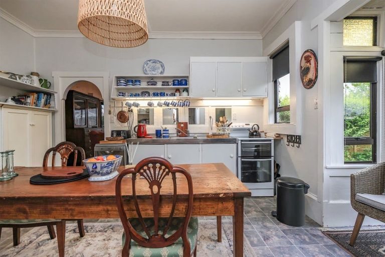 Photo of property in 4 Latham Street, Napier South, Napier, 4110