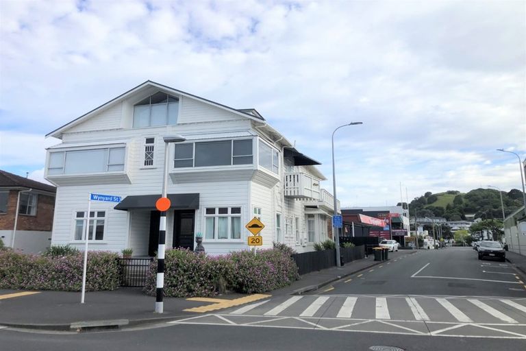 Photo of property in 7 Queens Parade, Devonport, Auckland, 0624